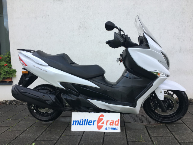 SUZUKI AN 400 Burgman A Scooter Usato