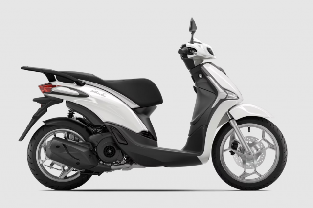 PIAGGIO Liberty 125 Roller Neufahrzeug