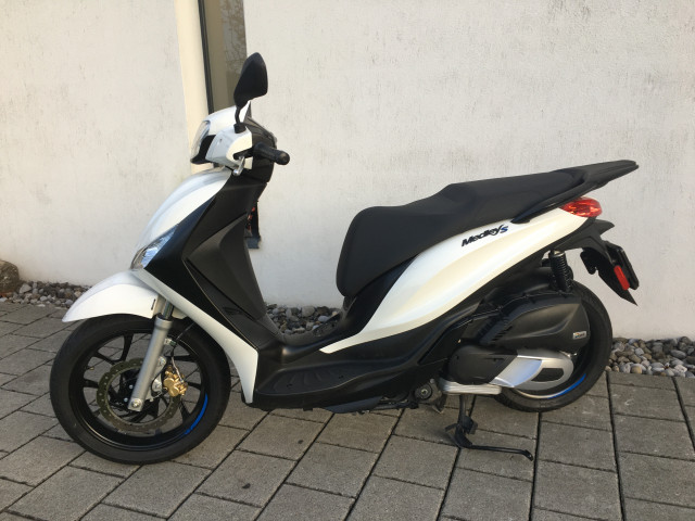 PIAGGIO Medley 200 Sport Roller Vorführfahrzeug