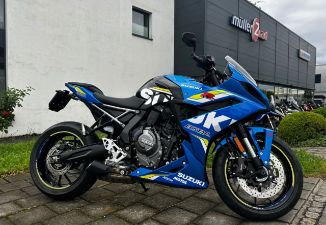 SUZUKI GSX-8R Sport Neufahrzeug