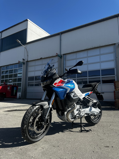 MOTO GUZZI Stelvio Duecento Tributo Enduro Neufahrzeug