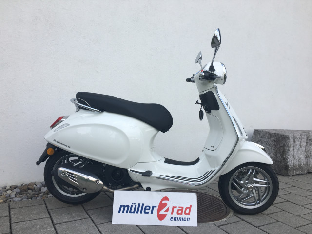 PIAGGIO Vespa Primavera 125 Roller Neufahrzeug PIAGGIO Vespa Primavera 125 Roller Neufahrzeug
