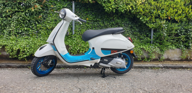 PIAGGIO Vespa Primavera 125 Color Vibe Roller Neufahrzeug