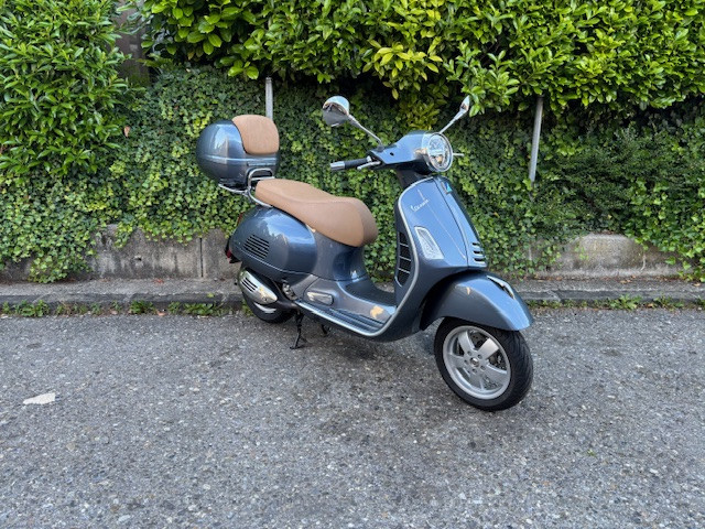PIAGGIO Vespa GTS 300 HPE Super Scooter Occasion