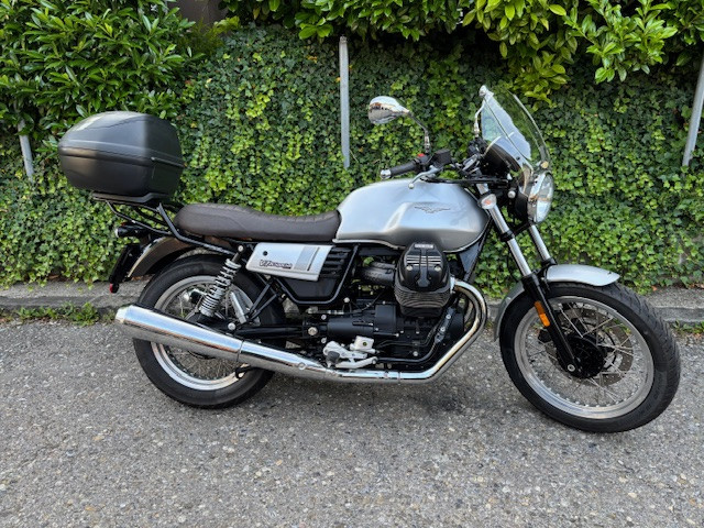 MOTO GUZZI V7 III Special Retro Occasion