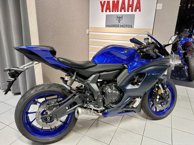 YAMAHA R7 Sport Neufahrzeug