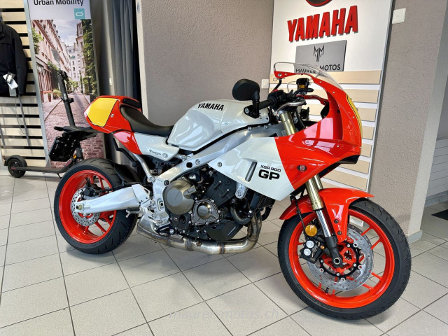 YAMAHA XSR 900 GP Retro Neufahrzeug