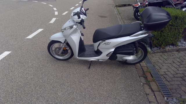 HONDA SH 300 Roller Occasion