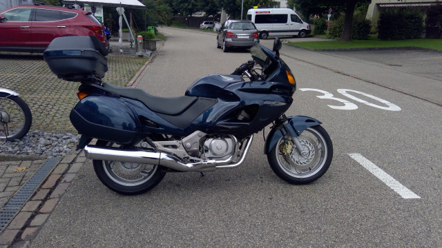 HONDA NT 650 V Deauville Touring Occasion