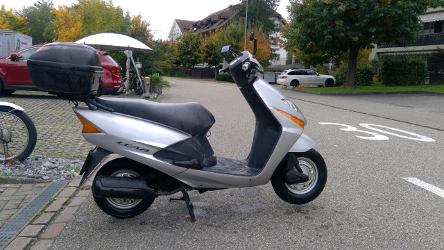HONDA SCV 100 Lead Roller Occasion