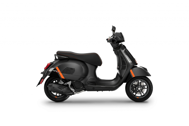 PIAGGIO Vespa GTS 125 Scooter Moto nuova