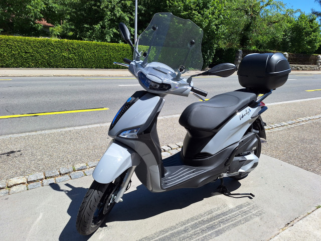 PIAGGIO Liberty 125 Sport Scooter Usato