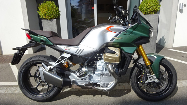 MOTO GUZZI V100 Mandello S Touring Demo vehicle