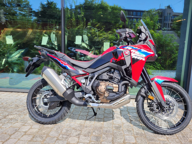 HONDA CRF 1100 L Africa Twin DCT Grand Prix Red Enduro Demo vehicle