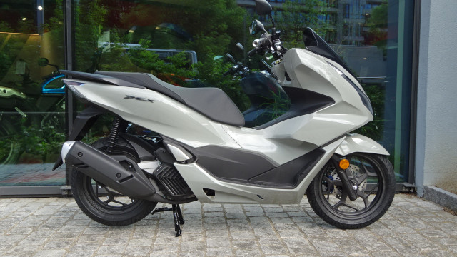 HONDA PCX 125 Scooter Moto neuve