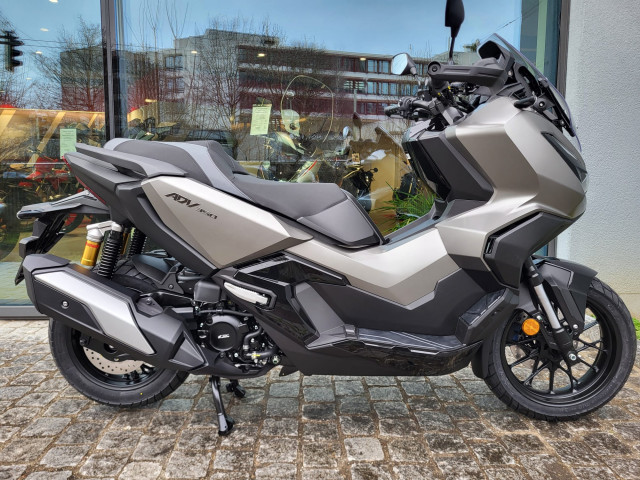 HONDA ADV 350 Roller Neufahrzeug