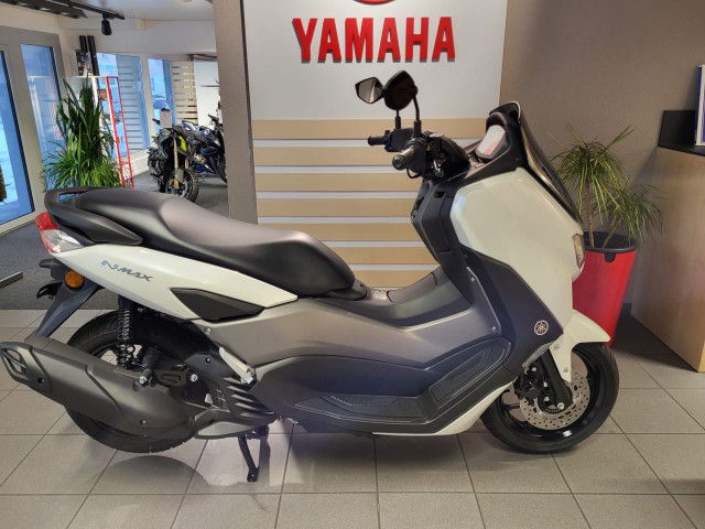 YAMAHA NMax 125 Roller Neufahrzeug