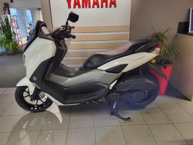 YAMAHA NMax 125 Roller Neufahrzeug