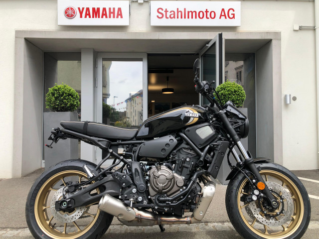 YAMAHA XSR 700 Retro Neufahrzeug
