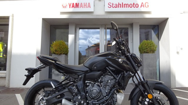 YAMAHA MT-07 Naked Neufahrzeug