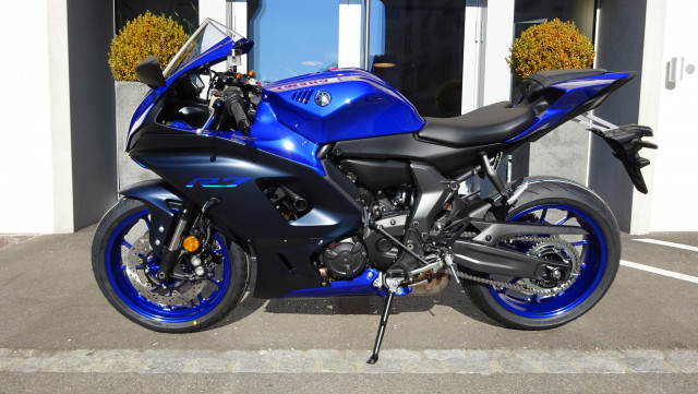 YAMAHA R7 Sport Neufahrzeug