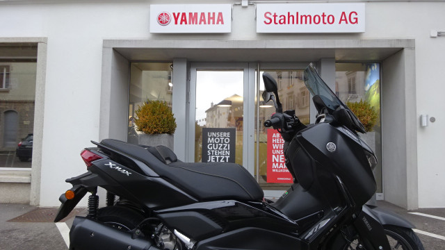 YAMAHA X-Max 300 Tech Max+ Roller Neufahrzeug YAMAHA X-Max 300 Tech Max+ Roller Neufahrzeug