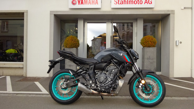 YAMAHA MT-07 Naked Tageseinlösung