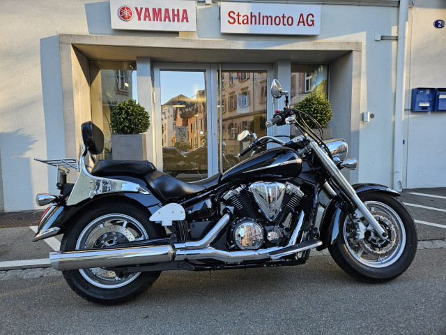 YAMAHA XVS 1300 A Midnight Star Custom Occasion