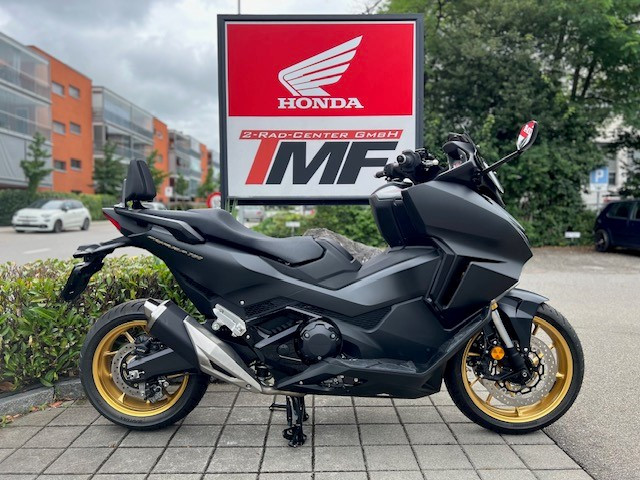 HONDA NSS 750 Forza Scooter Moto neuve