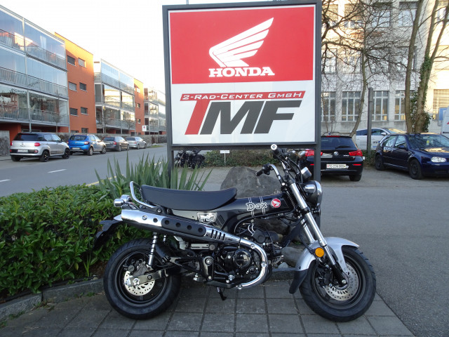 HONDA ST 125 Dax Naked Neufahrzeug