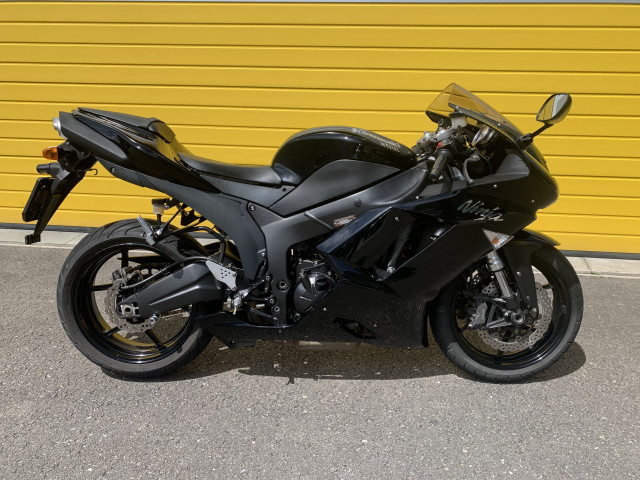 Kawasaki ninja 636 usata online