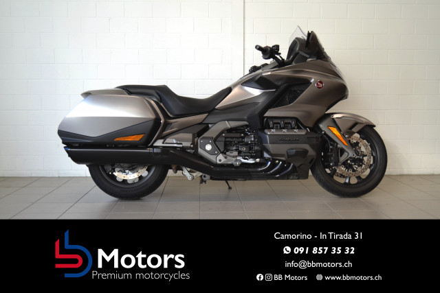 HONDA GL 1800 Gold Wing B Touring Occasion