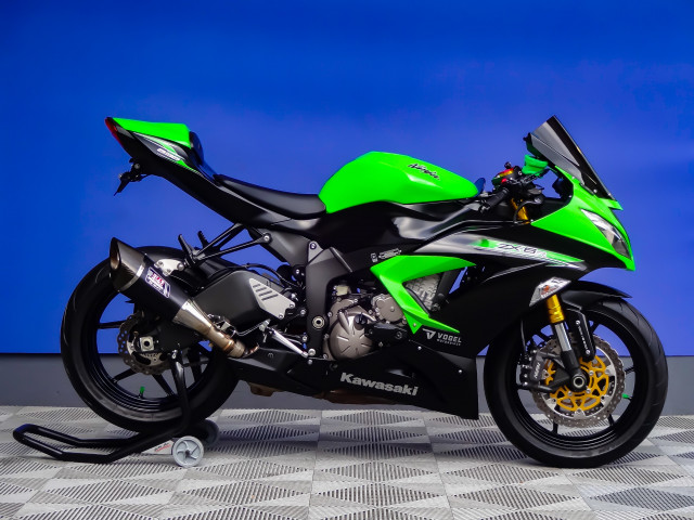 KAWASAKI Ninja ZX-6R KRT Edition Sport Occasion