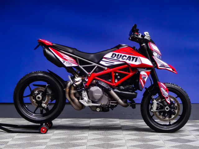 DUCATI Hypermotard 950 Naked Occasion