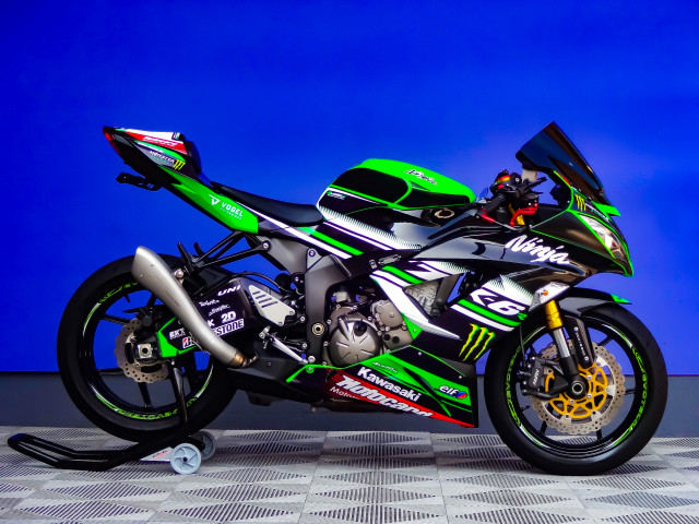 KAWASAKI Ninja ZX-6R KRT Edition Sport Occasion
