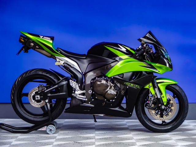 Motorrad kaufen: HONDA CBR 600 RR Motorräder und Roller zu verkaufen