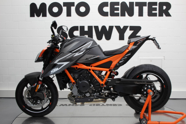 KTM 1290 Super Duke RR Naked Moto neuve