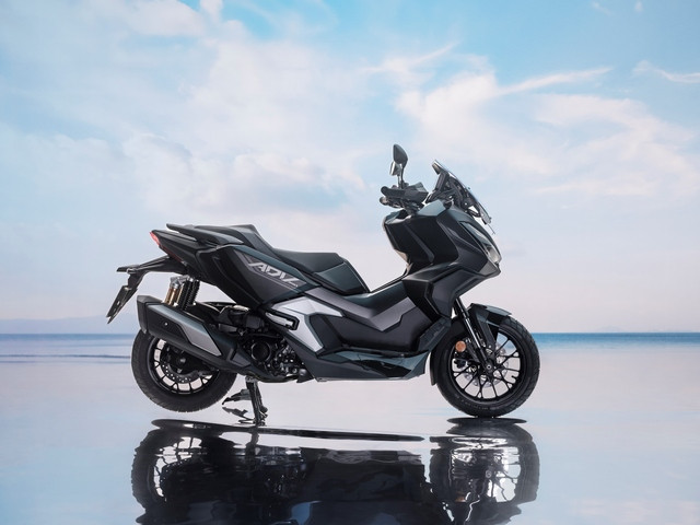 HONDA ADV 350 Roller Neufahrzeug