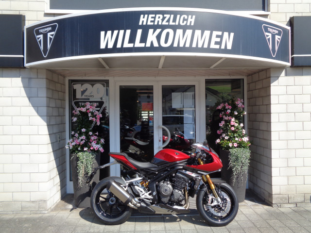 TRIUMPH Speed Triple 1200 RR Sport New vehicle