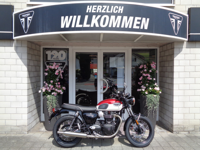 TRIUMPH Bonneville T100 Retro Moto neuve