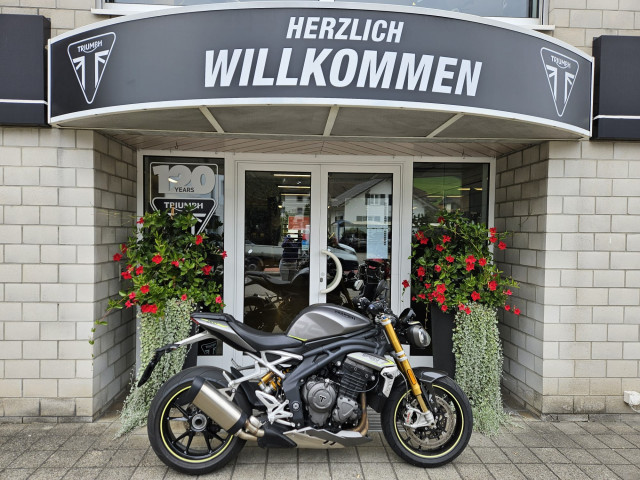 TRIUMPH Speed Triple 1200 RS Naked Occasion