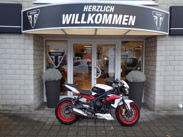 TRIUMPH Street Triple 675 R Naked Occasion