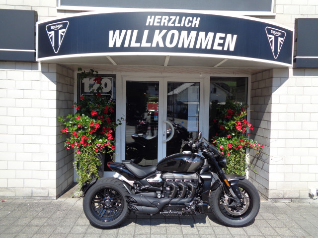 TRIUMPH Rocket 3 GT Triple Black Custom Occasion