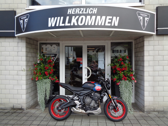 TRIUMPH Trident 660 Triple Tribute Edition Naked Neufahrzeug