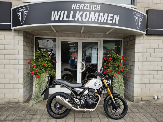 TRIUMPH Speed 400 Retro Neufahrzeug TRIUMPH Speed 400 Retro Neufahrzeug