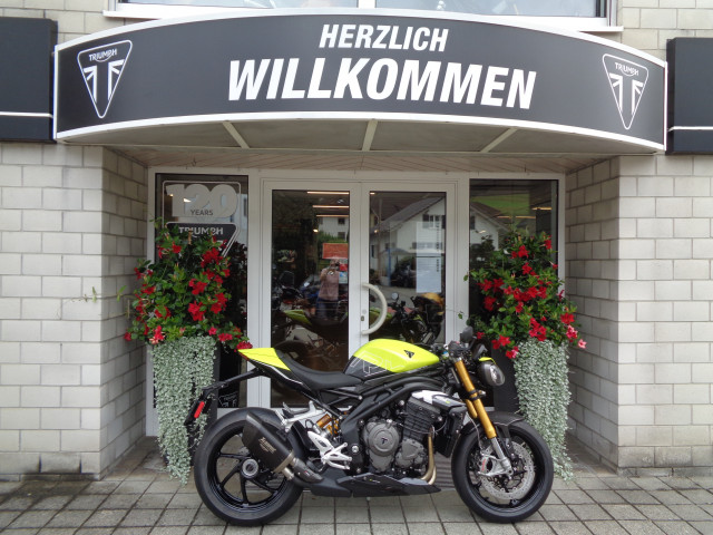 TRIUMPH Speed Triple 1200 RX Limited Edition Naked Neufahrzeug