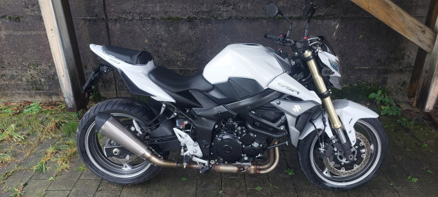 SUZUKI GSR 750 A/U Naked Occasion