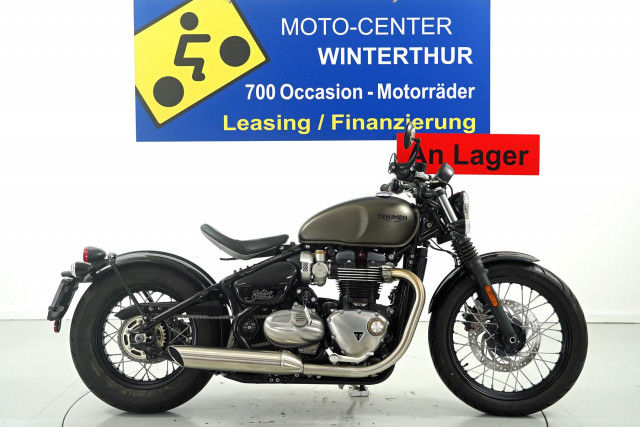 TRIUMPH Bonneville Bobber Black 1200 Retro Neufahrzeug TRIUMPH Bonneville Bobber Black 1200 Retro Neufahrzeug