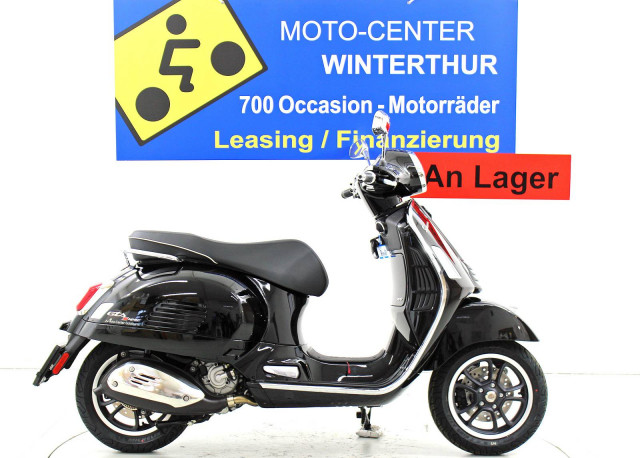 PIAGGIO Vespa GTS 300 Super Roller Neufahrzeug