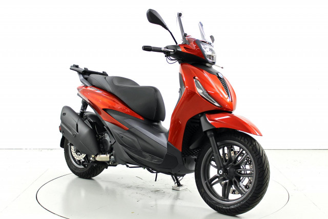 Top Speed Piaggio Beverly 400 2007 Scooter Honda Sh 350 Vs Piaggio
